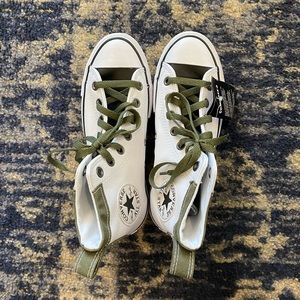 NWT Custom platform Converse